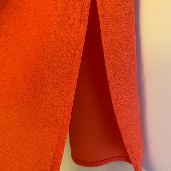 Vince Camuto Sleeveless Blouse - Picture 3 of 4